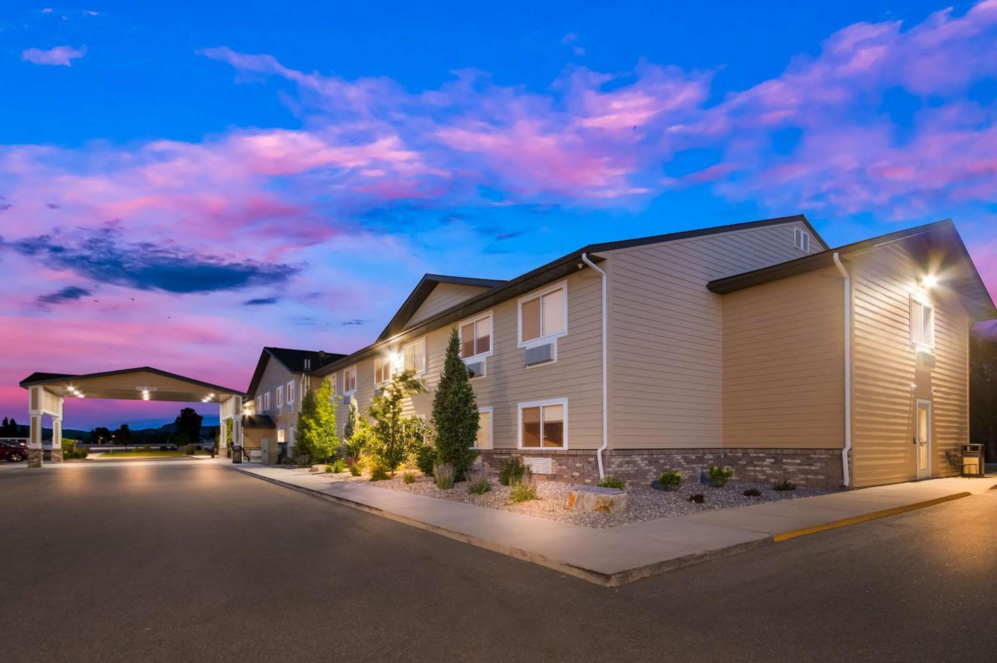 Hotel Surestay By Western Rexburg